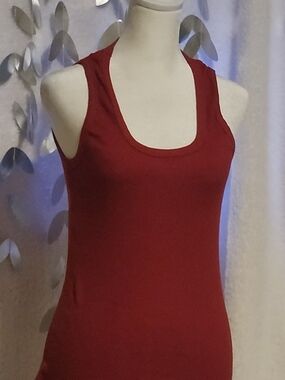 Women's Red Scoop Tank Top — Everyday Essential
